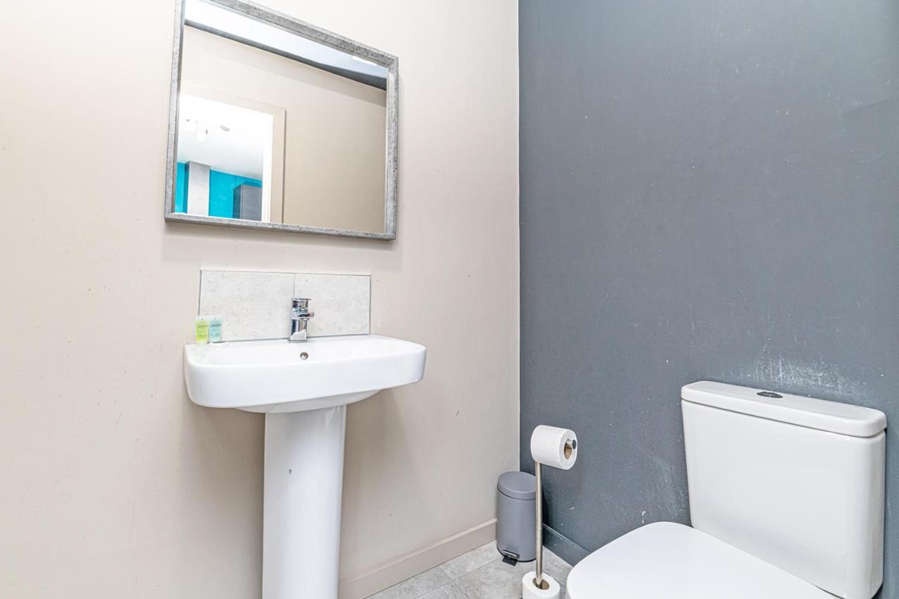 Wigan Central Serviced Apartments מראה חיצוני תמונה