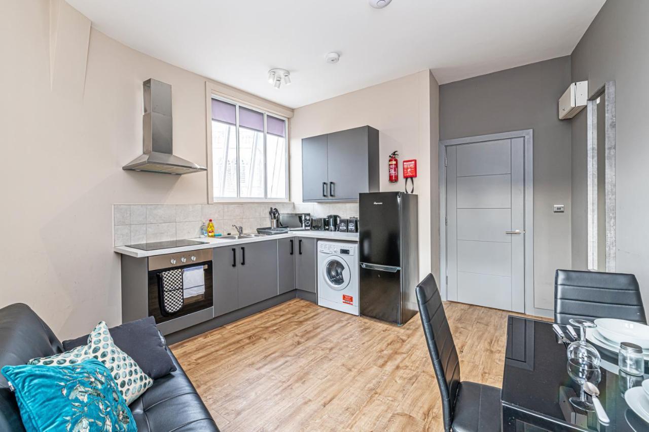 Wigan Central Serviced Apartments מראה חיצוני תמונה