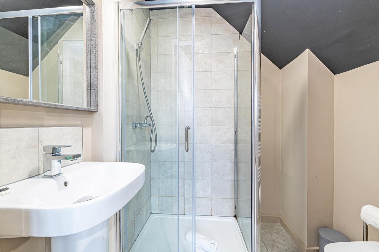 Wigan Central Serviced Apartments מראה חיצוני תמונה