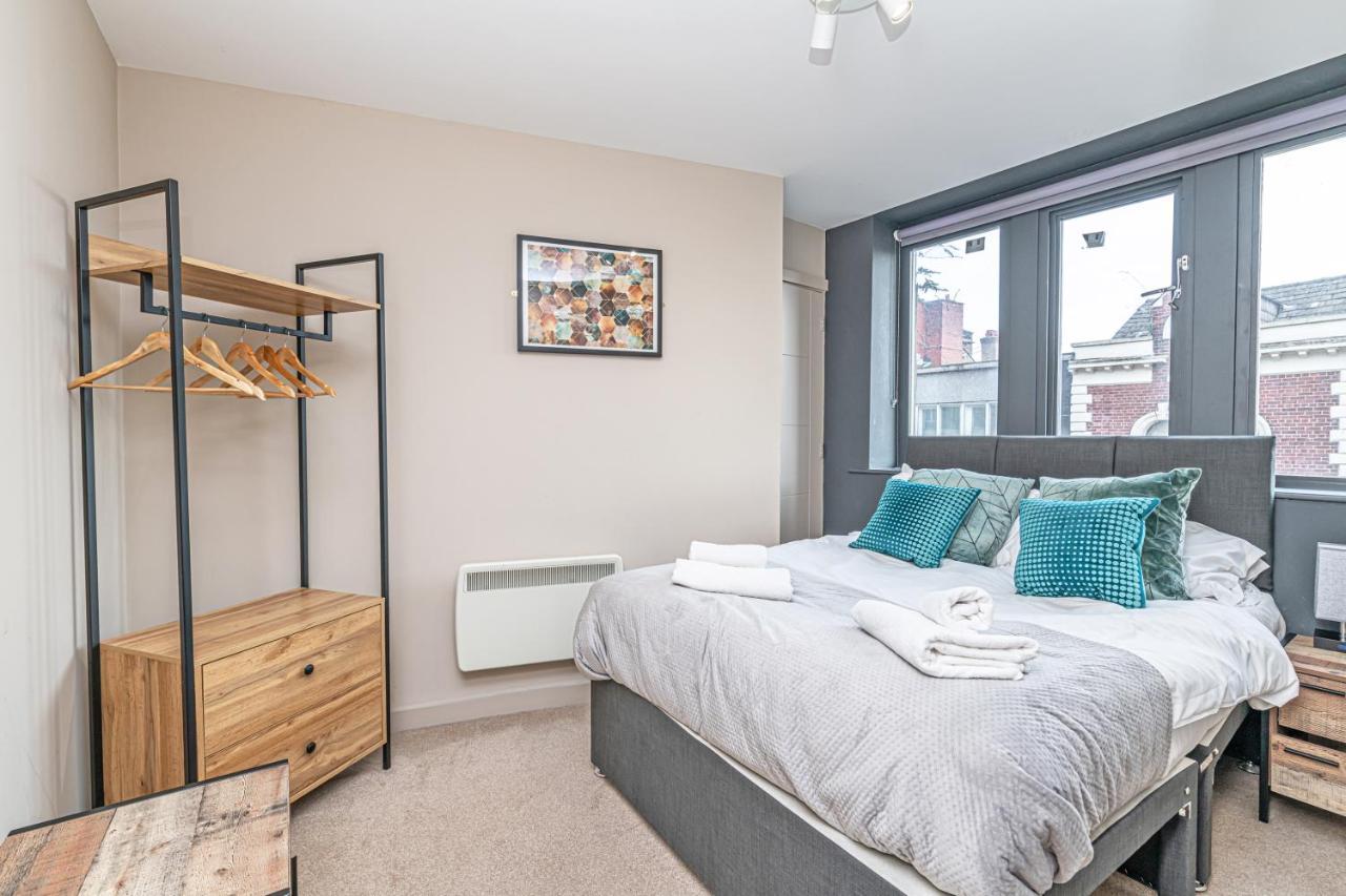 Wigan Central Serviced Apartments מראה חיצוני תמונה