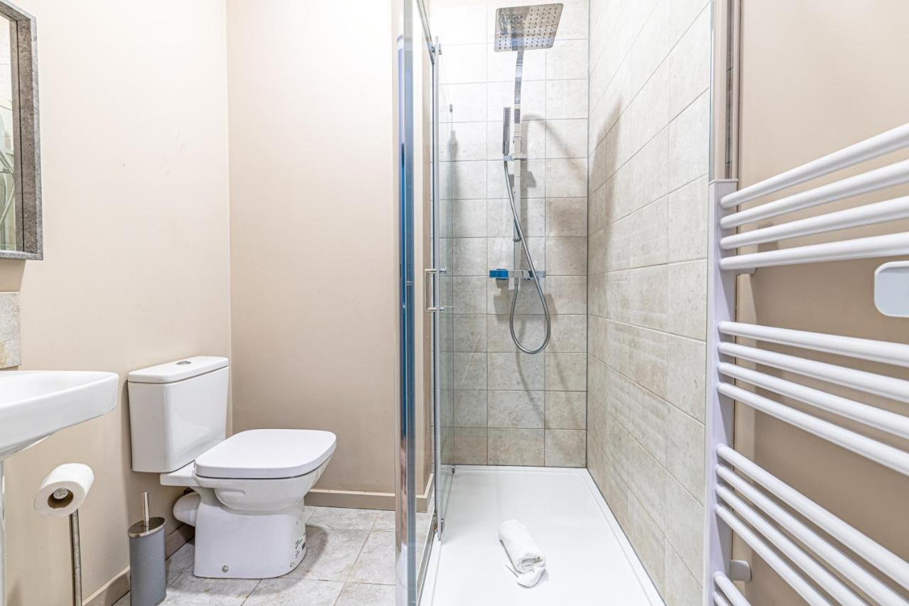 Wigan Central Serviced Apartments מראה חיצוני תמונה